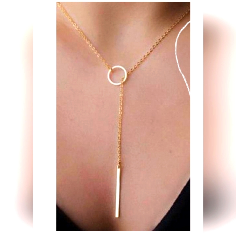 dainty gold necklace *new